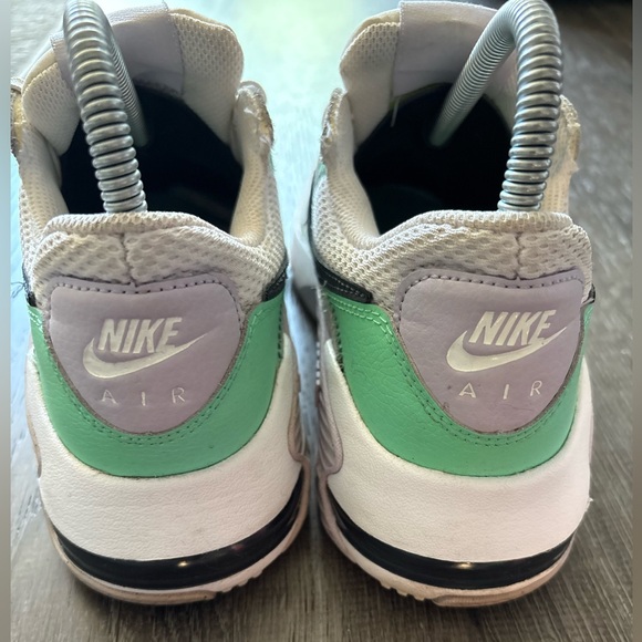 Nike Air Max Excee Women’s 6.5 | White & Green Glow | CD5432-113 | Worn - Picture 4 of 8